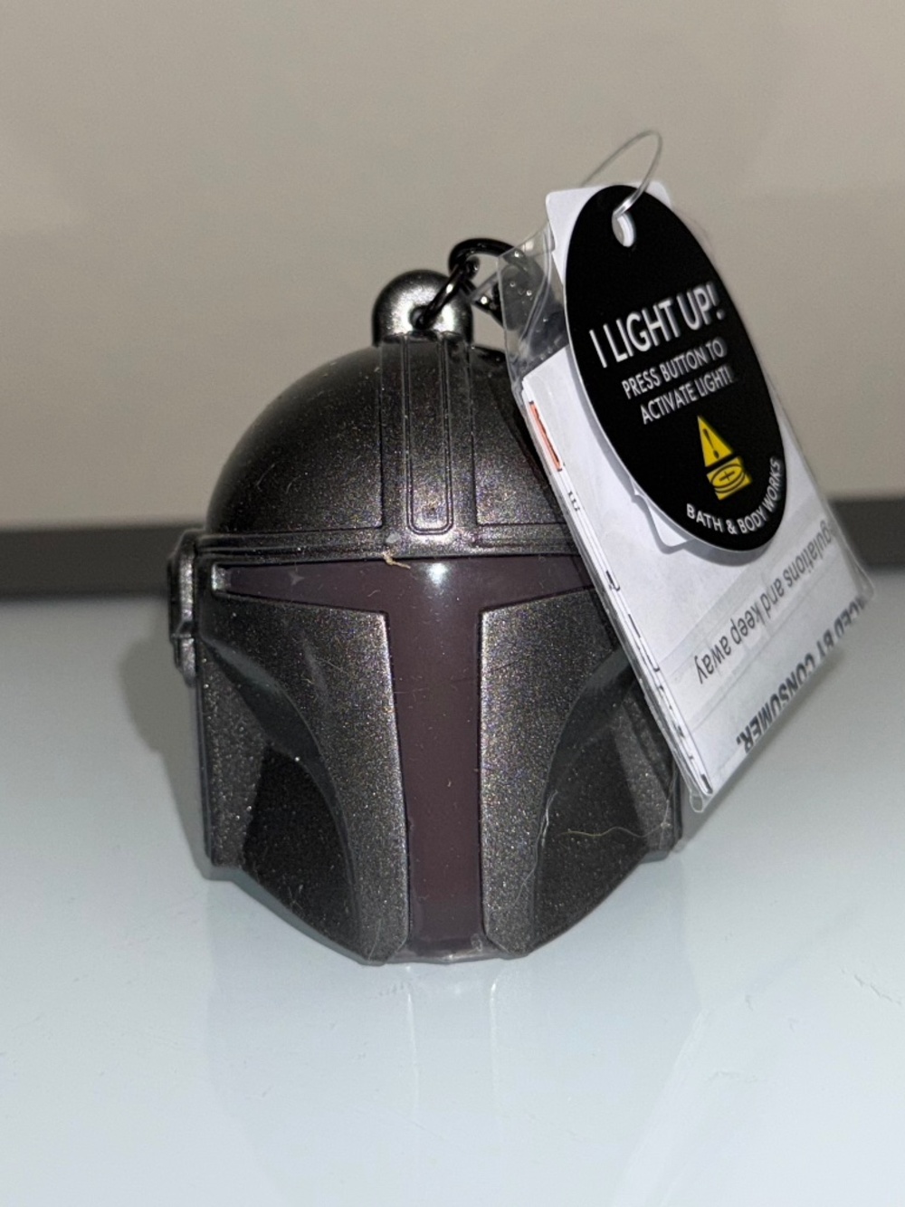 Bath & Body Works THE MANDALORIAN Helmet PocketBac Holder